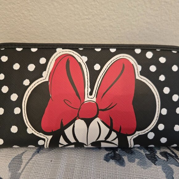 LARGE MINNIE MOUSE LF WRISTLET WALLET - Picture 1 of 4
